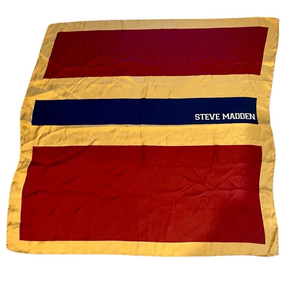 Steve Madden Scarf NWT